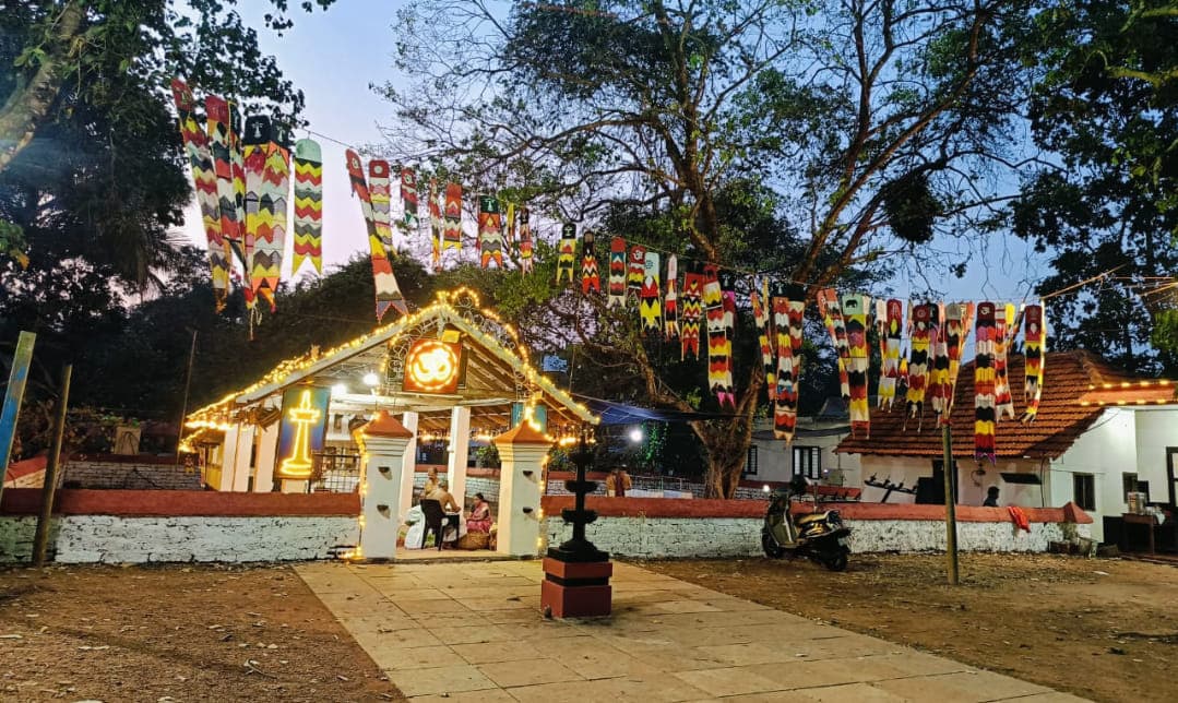 Parappur Sree Kurumba  kavu Temple gallery 3